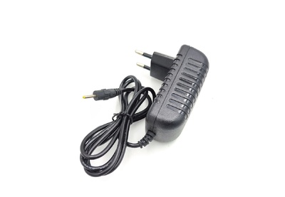 Alimentador Tablet 2.5x0.7mm 24w 12v 2A