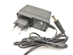 Cargador MH24-V120200-C5 12V 2A 24w  reacondicionado